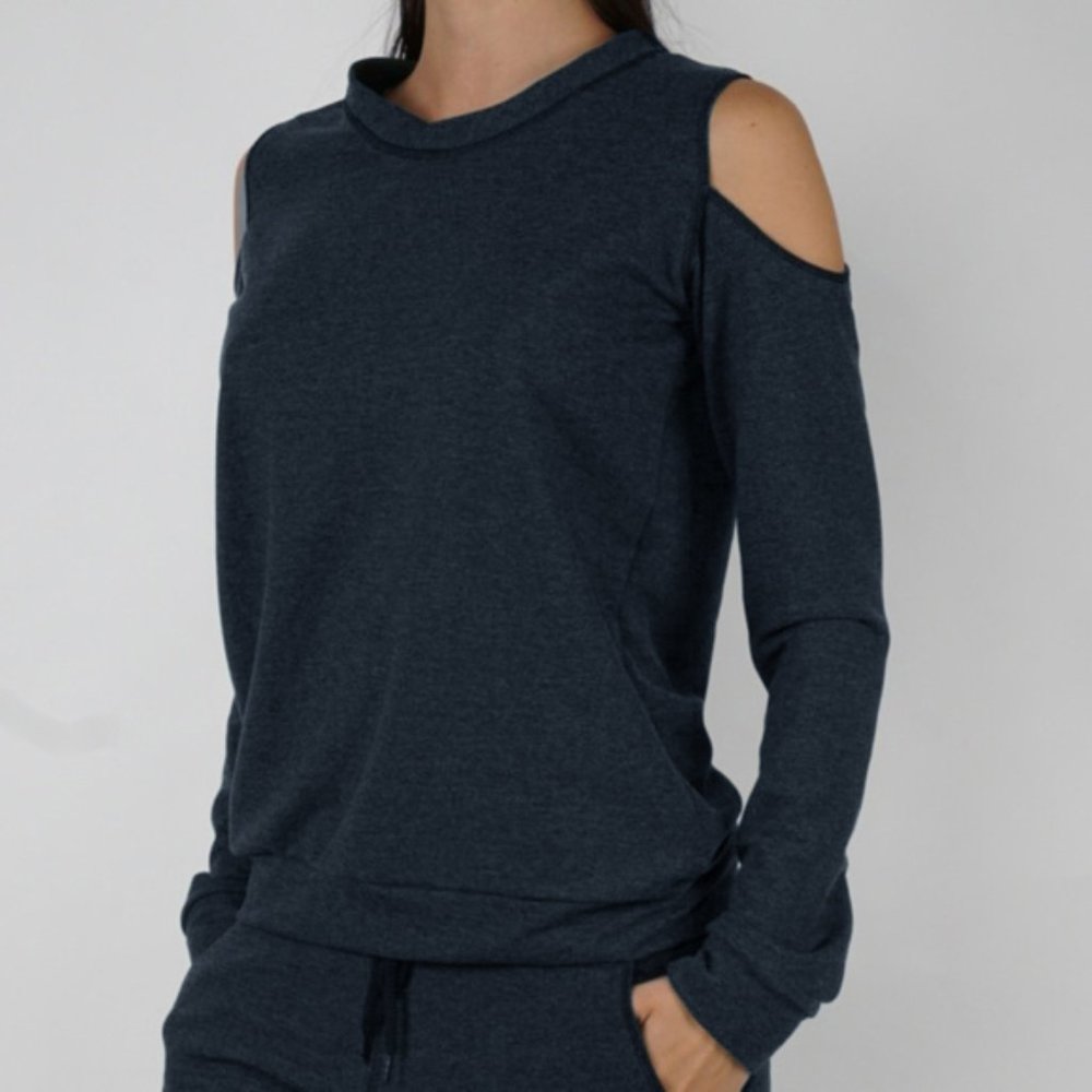 Cozy Off Shoulder Long Sleeved Shirt - Picture 2 of 3